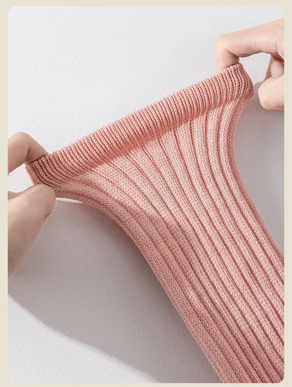 גרבי יוגה אנטי-סליפ עם נקודות סיליקון - גרבי פילאטיס עד הברך