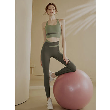 חזיית ספורט מקצועית - תמיכה גבוהה ובקרת זעזועים לריצה ויוגה