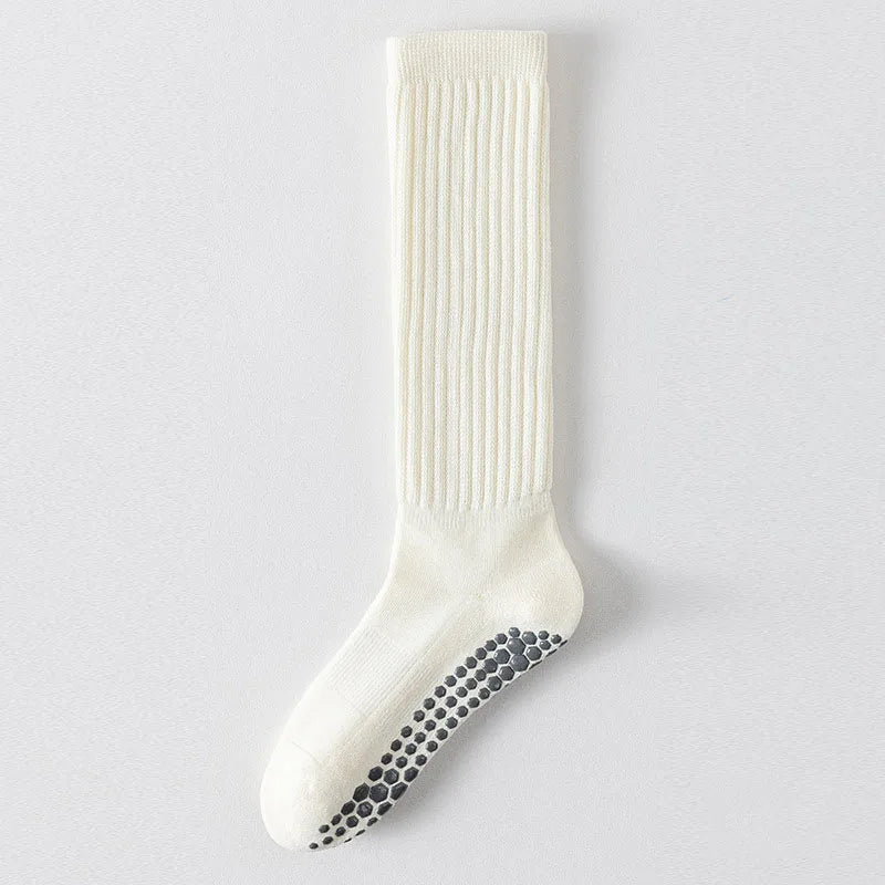 גרבי יוגה אנטי-סליפ עם נקודות סיליקון - גרבי פילאטיס עד הברך