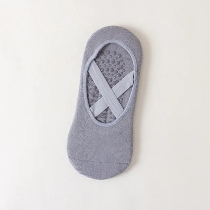 גרבי יוגה מקצועיות - אנטי סליפ עם סיליקון לבלט ופילאטיס