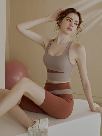 חזיית ספורט מקצועית - תמיכה גבוהה ובקרת זעזועים לריצה ויוגה