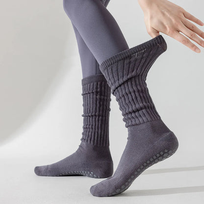 גרבי יוגה אנטי-סליפ עם נקודות סיליקון - גרבי פילאטיס עד הברך